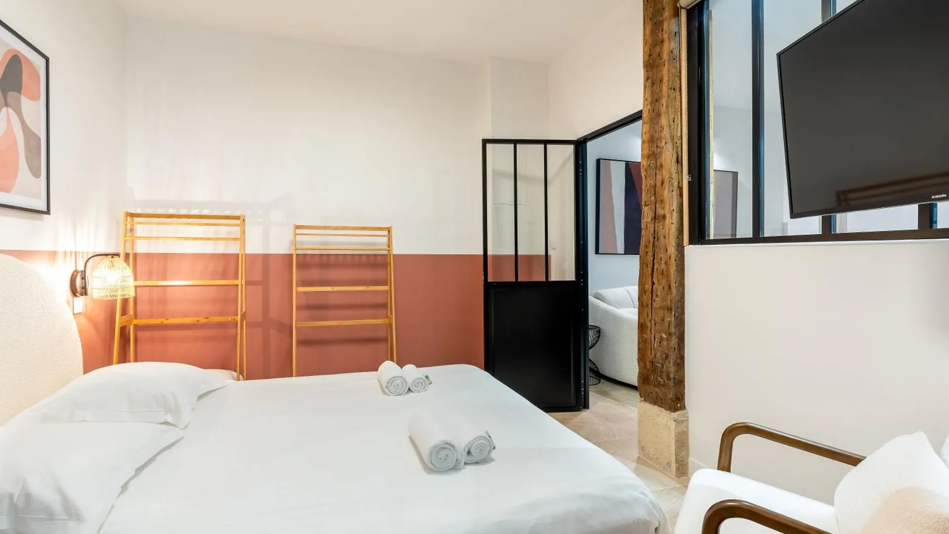 New Gorgeous Flat-Central Area Paris Apartment